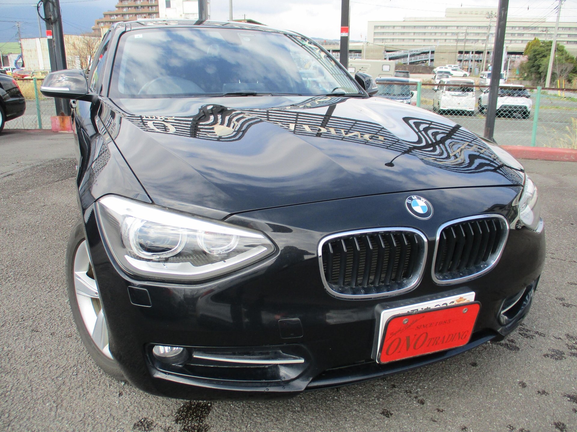 BMW 1 SERIES - View 1