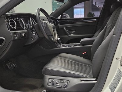 BENTLEY FLYING SPUR - 10