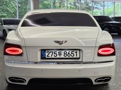 BENTLEY FLYING SPUR - 3
