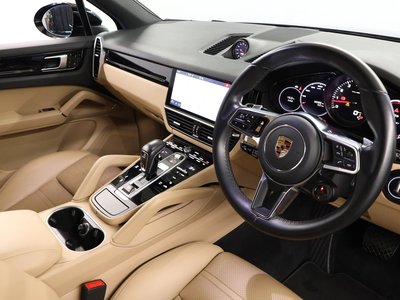 PORSCHE CAYENNE - 6