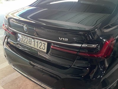 BMW 7 SERIES - 5