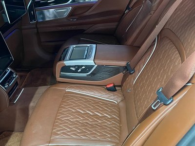 BMW 7 SERIES - 10
