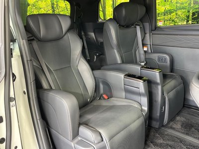 TOYOTA ALPHARD - 9
