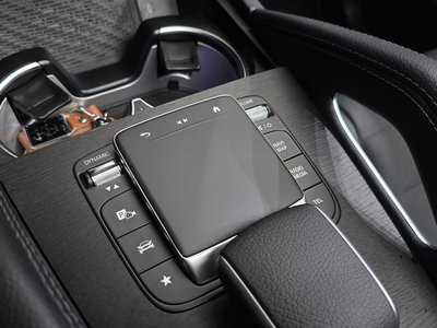 2024 Mercedes-BENZ GLS — миниатюра 32