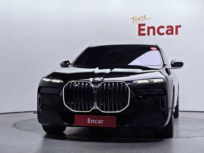 2025 BMW 7 SERIES — фото 2