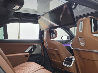 2025 BMW 7 SERIES thumbnail 18