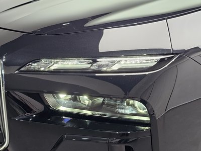 2025 BMW 7 SERIES — фото 9