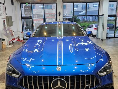 MERCEDES-BENZ GT AMG - 1