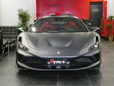 FERRARI F8 - 2