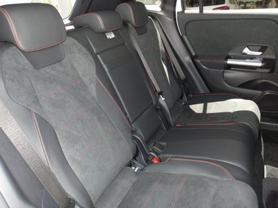 صورة مصغرة 44 لـ 2025 Mercedes-BENZ GLA