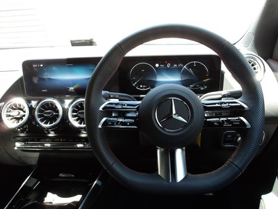صورة مصغرة 33 لـ 2025 Mercedes-BENZ GLA