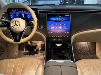 MERCEDES-BENZ EQS - 5