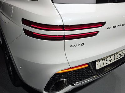 2023 Genesis GV70 — фото 10