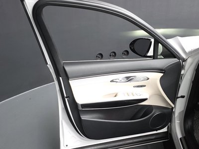 صورة مصغرة 14 لـ 2023 Genesis GV70