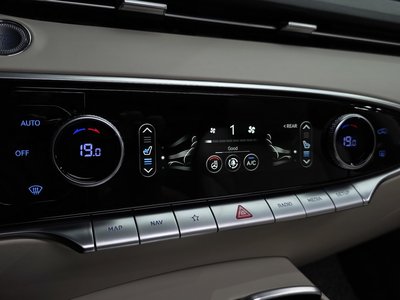 صورة مصغرة 31 لـ 2023 Genesis GV70