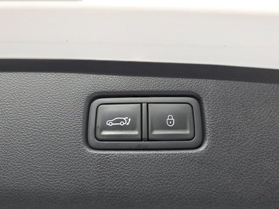 صورة مصغرة 36 لـ 2023 Genesis GV70