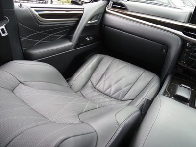 صورة مصغرة 70 لـ 2020 Lexus LX