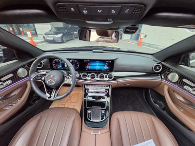 MERCEDES-BENZ E-CLASS - 9