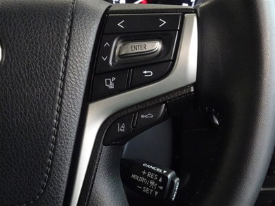 TOYOTA LAND CRUISER - 10