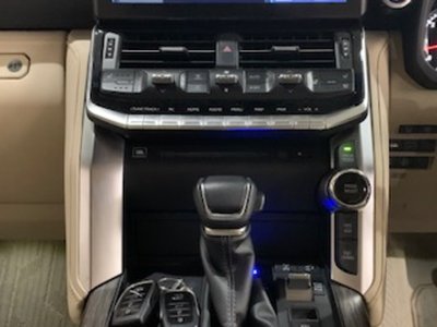 2022 Toyota LAND CRUISER 300 缩略图 33