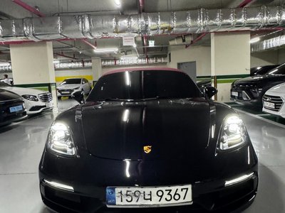 2022 Porsche 718 照片 1