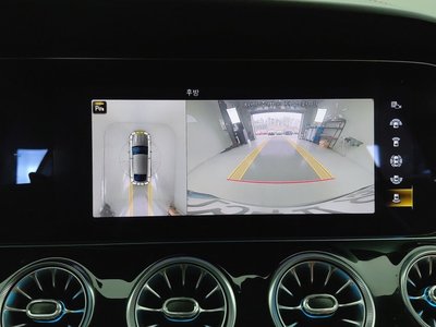 MERCEDES-BENZ GT AMG - 9