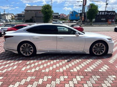 2018 Lexus LS — миниатюра 23