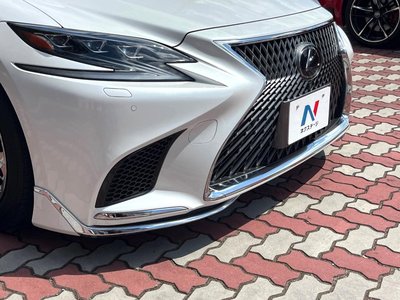 صورة 3 لـ 2018 Lexus LS