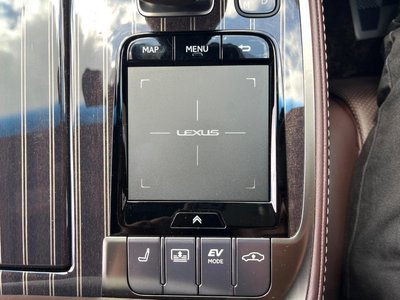 2018 Lexus LS — миниатюра 77