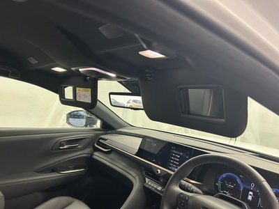 صورة مصغرة 30 لـ 2025 Toyota CROWN SPORT