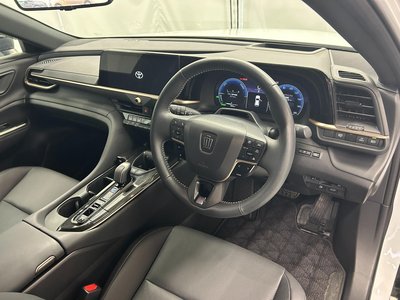 صورة مصغرة 17 لـ 2025 Toyota CROWN SPORT