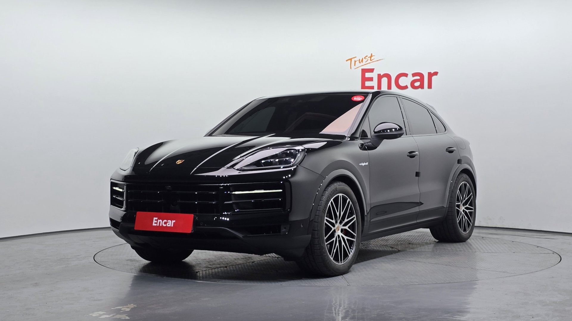 PORSCHE CAYENNE - View 1