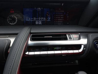 صورة مصغرة 18 لـ 2022 Lexus LC