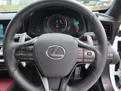 صورة مصغرة 28 لـ 2022 Lexus LC