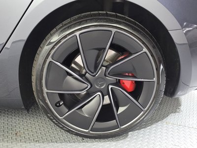 2026 Tesla MODEL 3 photo 8