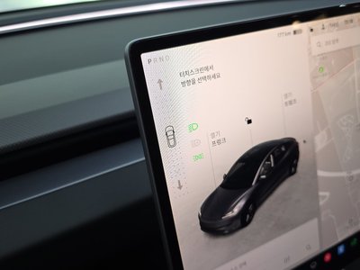 2026 Tesla MODEL 3 缩略图 12