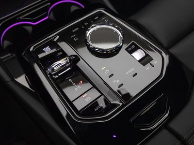 BMW 5 SERIES - 9