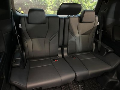 صورة 10 لـ 2023 Toyota ALPHARD