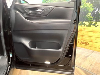 صورة مصغرة 33 لـ 2023 Toyota ALPHARD