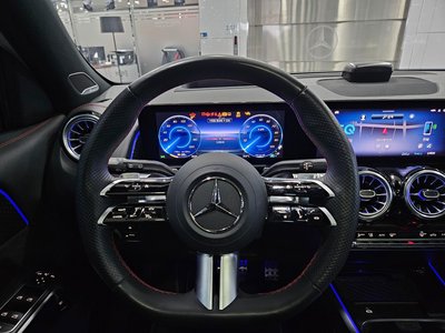 MERCEDES-BENZ EQB - 7