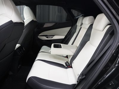 صورة مصغرة 12 لـ 2023 Lexus NX