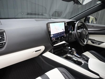 صورة مصغرة 26 لـ 2023 Lexus NX