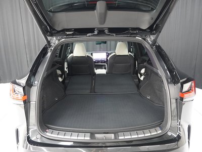 صورة مصغرة 14 لـ 2023 Lexus NX