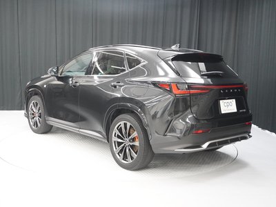 صورة 4 لـ 2023 Lexus NX