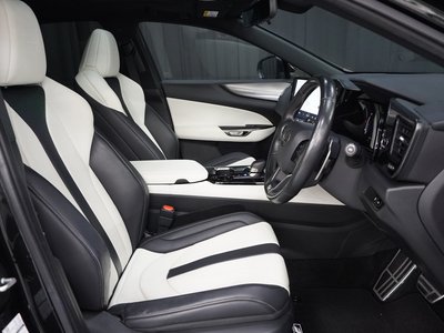 صورة 9 لـ 2023 Lexus NX