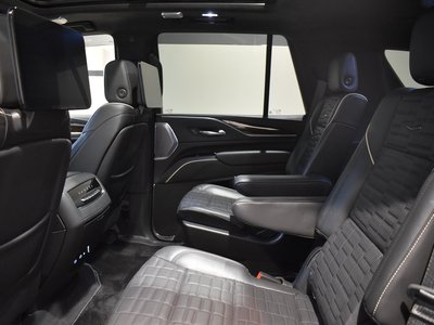 CADILLAC ESCALADE - 8