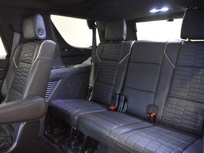 CADILLAC ESCALADE - 9