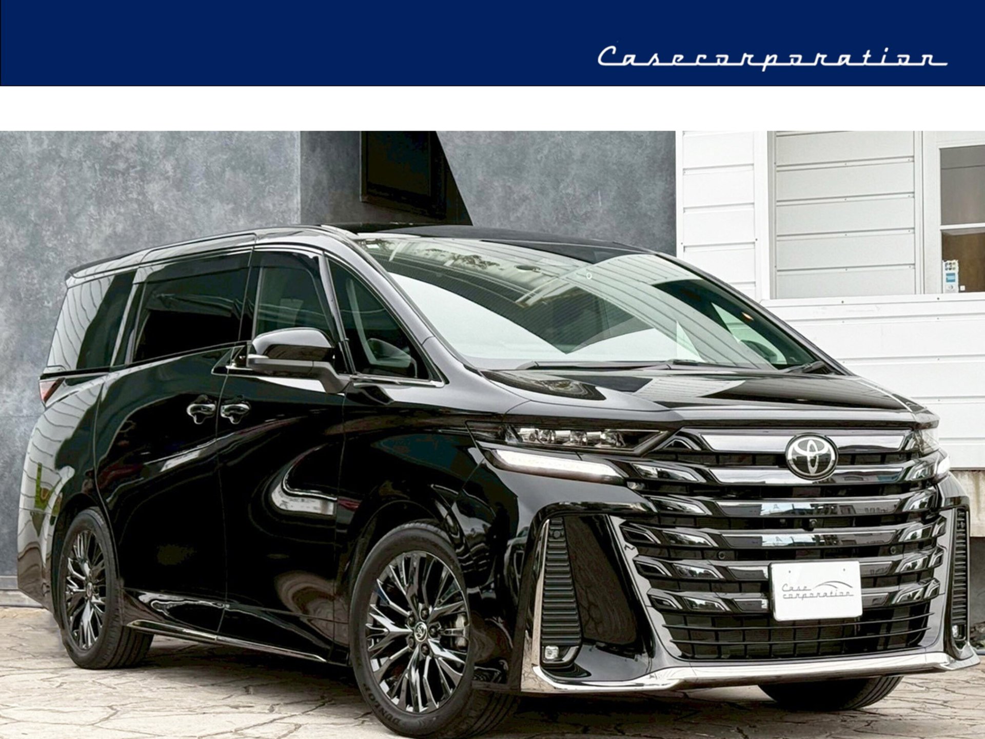 TOYOTA VELLFIRE - View 1