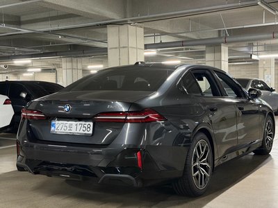 BMW 5 SERIES - 5