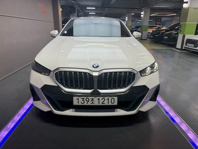 BMW 5 SERIES - 2